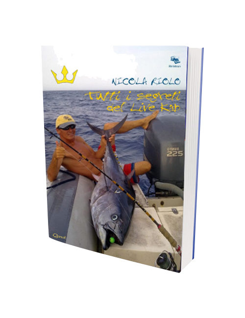 Libro scritto da Nicola Riolo che spiega la tecnica di pesca con l'esca che consente di innescare un polpo vivo